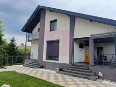 Sabareni, casa P+1E, 137 mp utili, terasa, CT, pivnita, garaj, asfalt